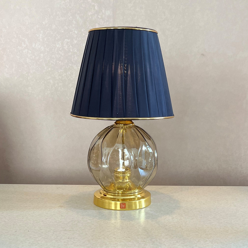 آباژور رومیزی نورهام مدل NHM -WORLD GLASS -28