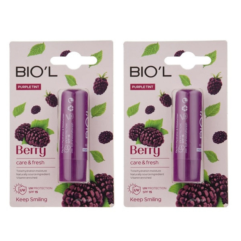 بالم لب نرم‌کننده و مرطوب‌کننده بیول مدل Berry با SPF 15، حاوی موم کاندلیا، موم کارنابوا، موم زنبورعسل، کره کاکائو و ویتامین E، بافت سبک و رنگ‌دهی ملایم بسته 2 عددی
