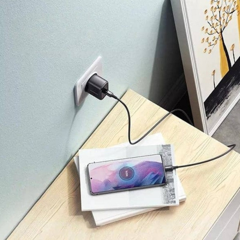 شارژر دیواری 25 وات  یک پورت یوگرین مدل 50577-CD250  به همراه کابل usb-c