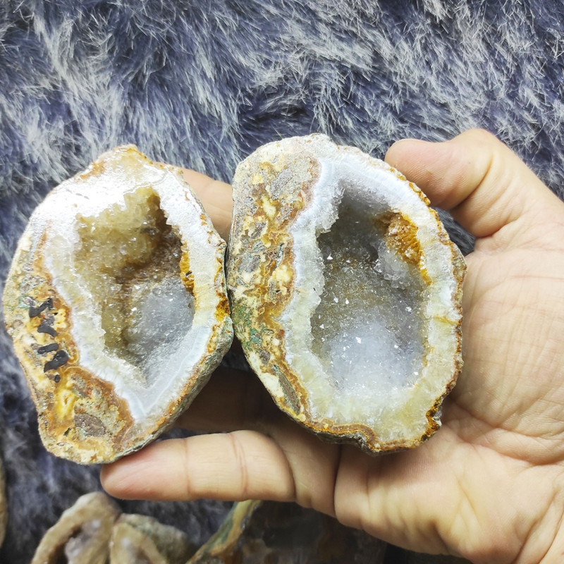 سنگ راف عقیق مدل شجر کریستال کوارتز مجموعه 2 عددی