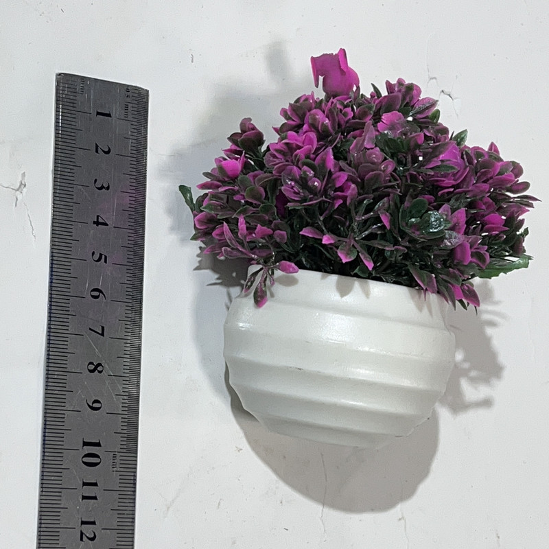 مجموعه 3 عددی گلدان مدل K16 به همراه گل مصنوعی، مناسب رومیزی، دیواری، آویزی و ایستاده، مناسب کاکتوس و گیاهان آپارتمانی و فضای باز، ابعاد 10×10×5 سانتی‌متر، وزن 250 گرم