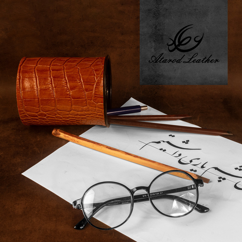 جامدادی رومیزی چرم عطارد مدل  ED03