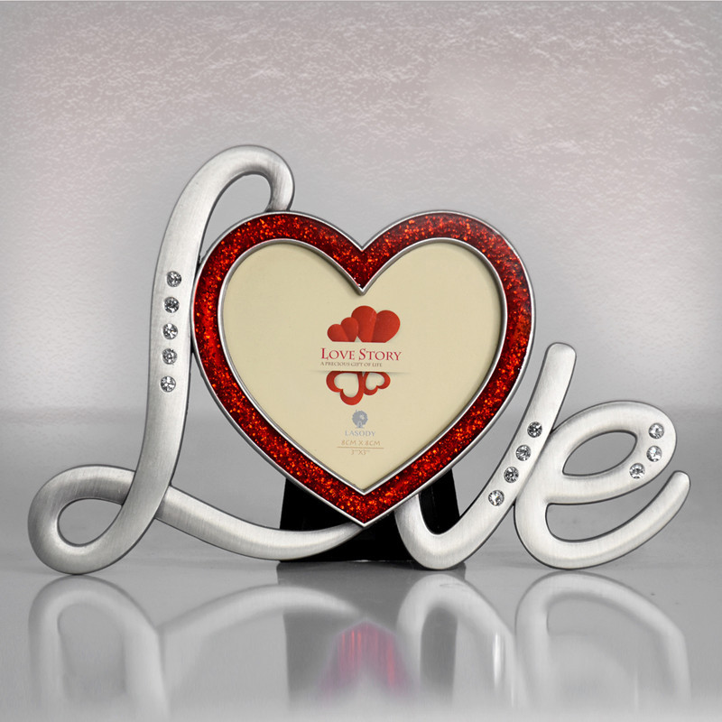 قاب عکس مدل LOVE