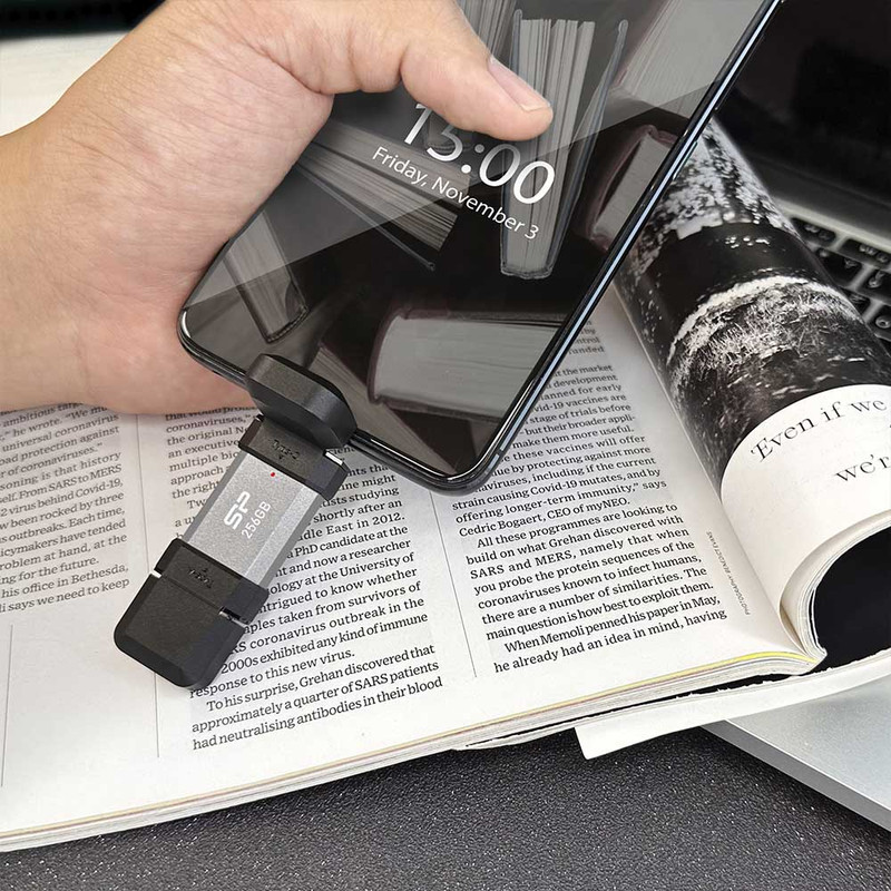 فلش مموری OTG سیلیکون پاور مدل C51 ظرفیت 128 گیگابایت با رابط USB3.2 Type-A و Type-C، مقاوم در برابر ضربه، شوک و گرد و غبار، مناسب تلفن همراه و لپ‌تاپ