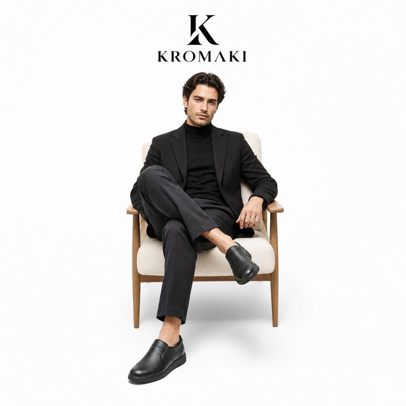کفش روزمره مردانه کروماکی مدل KM233