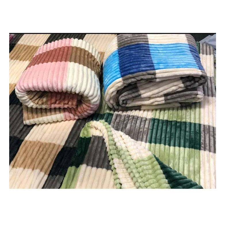 پتو مسافرتی مدل ژله ای پلیسه چهار خونه سایز 200 × 150 سانتی متر