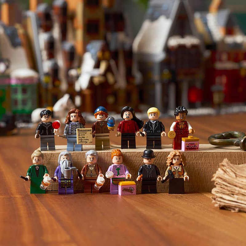 لگو 3228 تکه سری Harry Potter مدل Hogsmeade Village – Collectors' Edition کد 76457