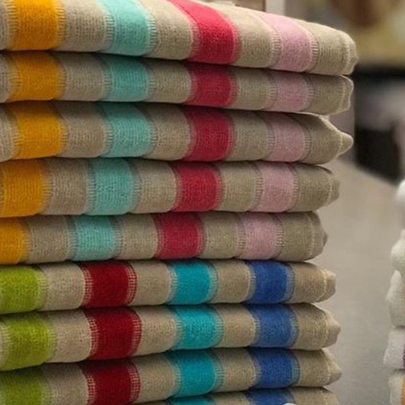 حوله دستی آذرریس تبریز مدل کلاریس سایز 40 × 80 سانتی متر