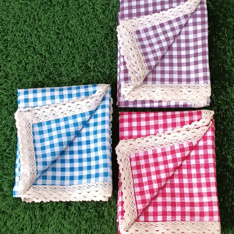 رومیزی مدل چهارخانه  سایز 200x150 سانتی‌متر