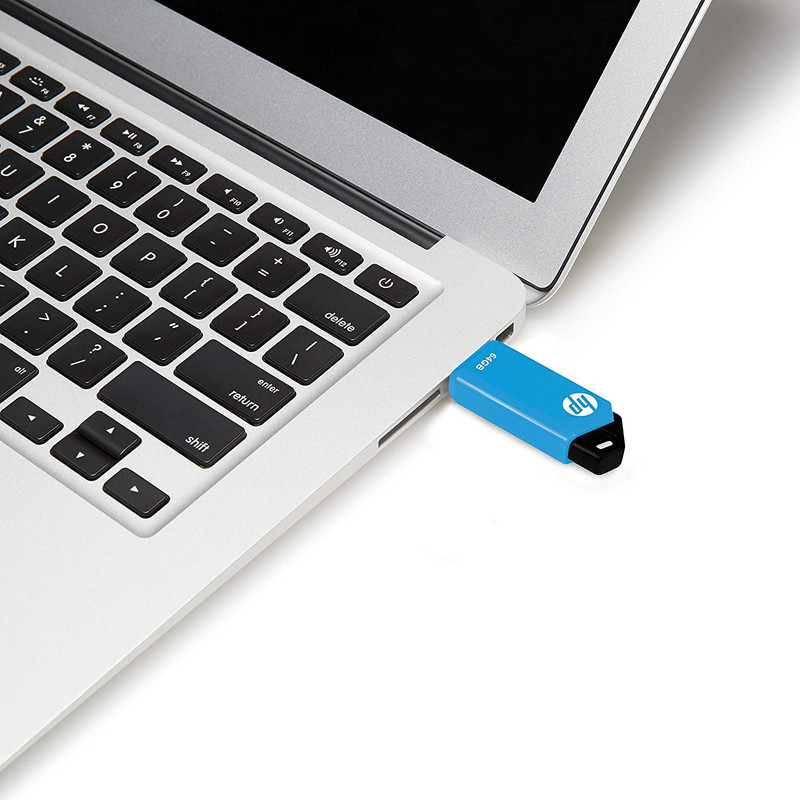 فلش مموری اچ‌پی مدل V150w ظرفیت 64 گیگابایت، رابط USB 2.0، طراحی باریک بدون درپوش، سرعت خواندن 14 مگابایت بر ثانیه و سرعت نوشتن 4 مگابایت بر ثانیه، دارای محفظه فلزی بادوام و حلقه اتصال به بند یا جاکلیدی