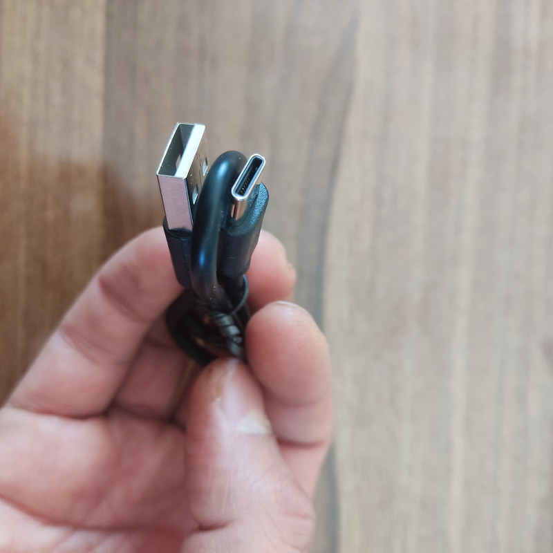 پاور بانک 22.5 وات ریان مدل RY202 ظرفیت 20000 میلی آمپر ساعت به همراه کابل USB-C