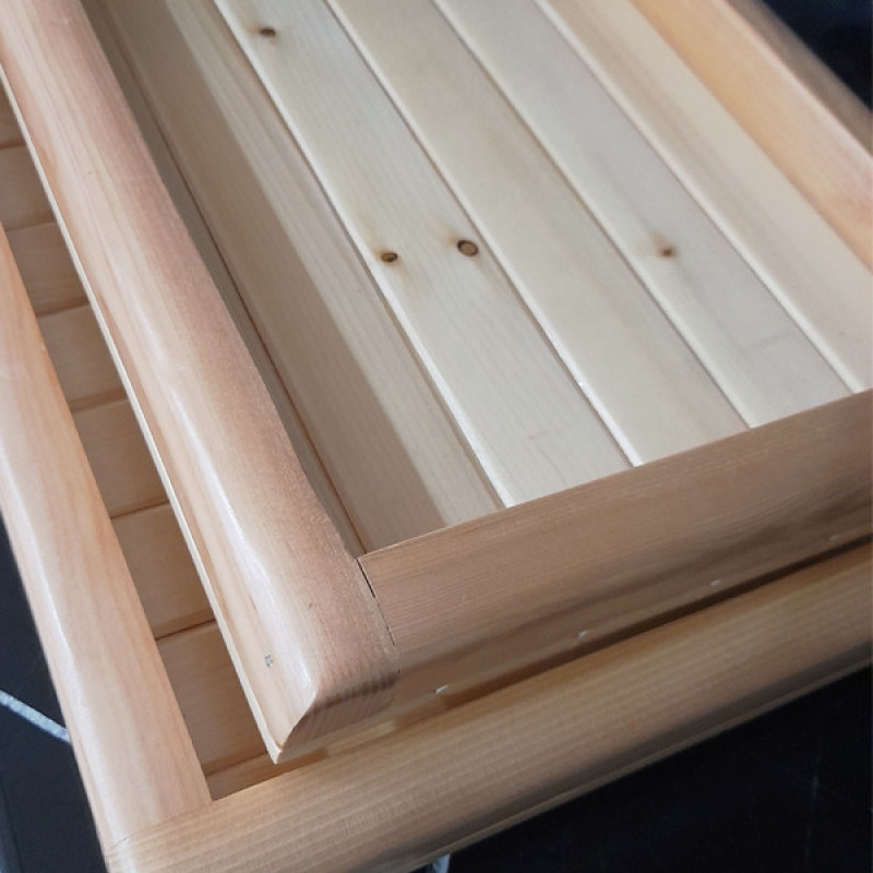 سینی سرو چوبی مدل nr2024، مجموعه 2 عددی، ابعاد سینی بزرگ 30×34 سانتی‌متر و ابعاد سینی کوچک 30×22 سانتی‌متر