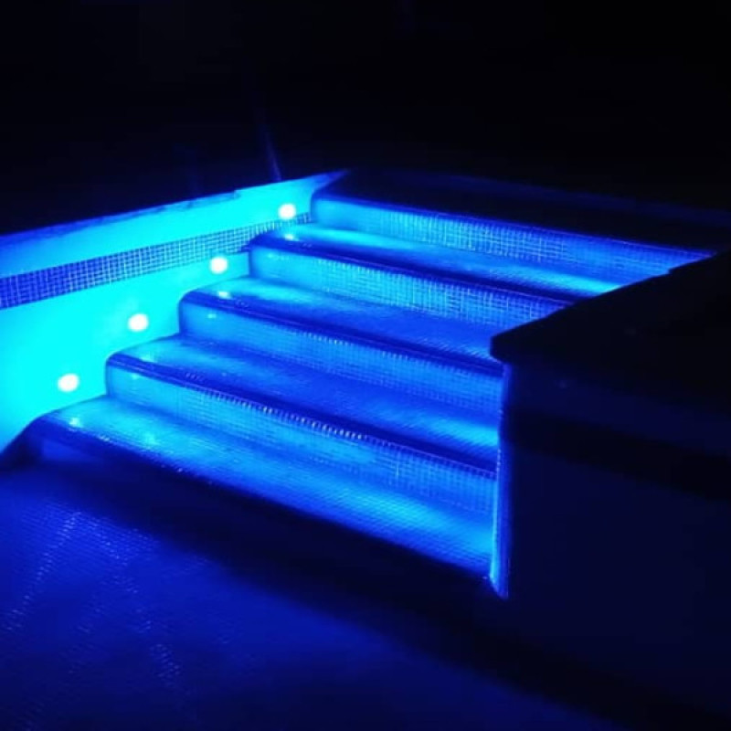 چراغ استخری 9 وات مدل فلت فوکالر کد 9RRRGB