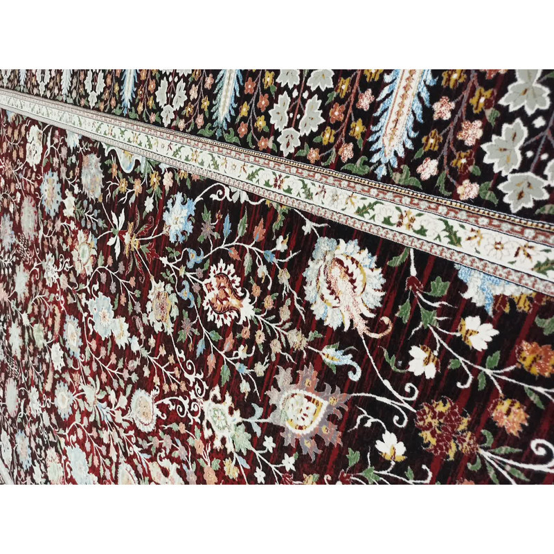 فرش ماشینی 1200 شانه زمینه قرمز لاکی حاشیه لاکی مدل افشان کهن اکریلیک سری وینتیج