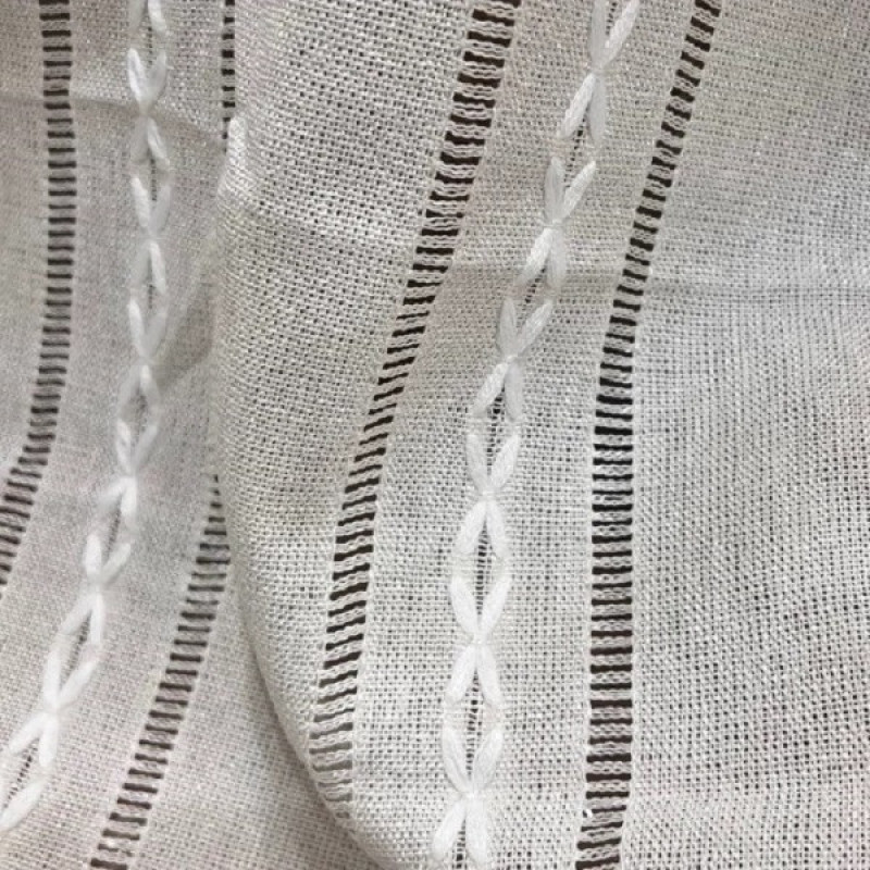 رومیزی مدل لینن سایز 140x140 سانتی‌متر