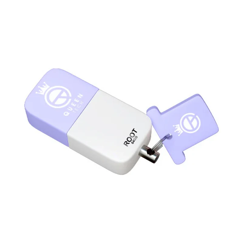 فلش مموری کوئین تک مدل ROOT ظرفیت 64 گیگابایت با رابط USB 2.0 و سرعت خواندن 25 مگابایت بر ثانیه، طراحی درپوش‌دار و بند آویز، سازگار با تمام سیستم‌عامل‌ها و دستگاه‌های مختلف