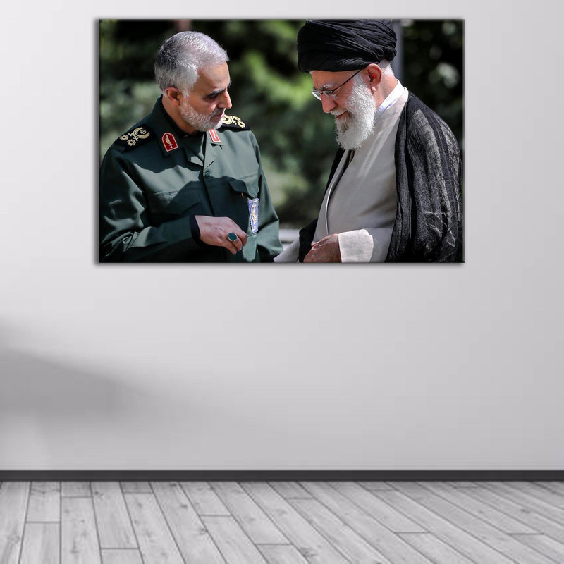 تابلو شاسی طرح تصویر رهبری و شهید قاسم سلیمانی کد 10