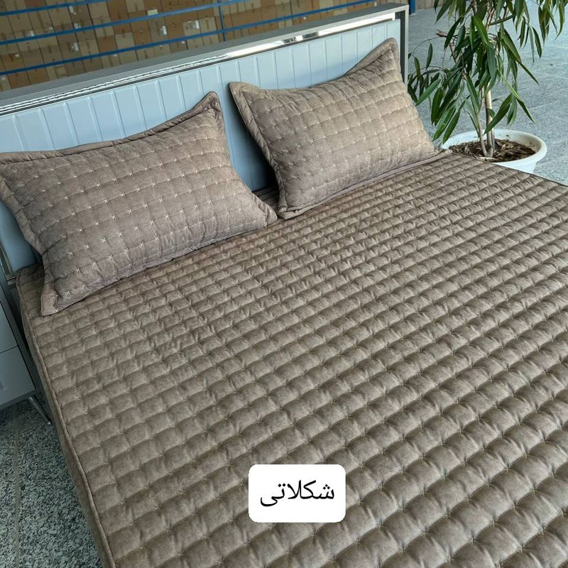 سرویس ملحفه 2 نفر 3 تکه مدل مخمل گلدوزی شده ترک سایز 200*160 سانتی متر