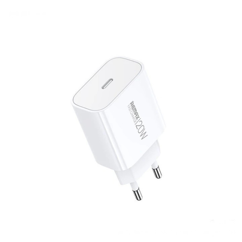 شارژر دیواری 20 وات ریمکس مدل IPHONE 15 پورت PD به همراه کابل تبدیل USB-C