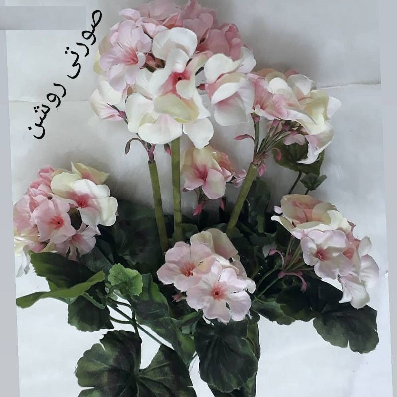 گل مصنوعی طرح شمعدانی کد PK22