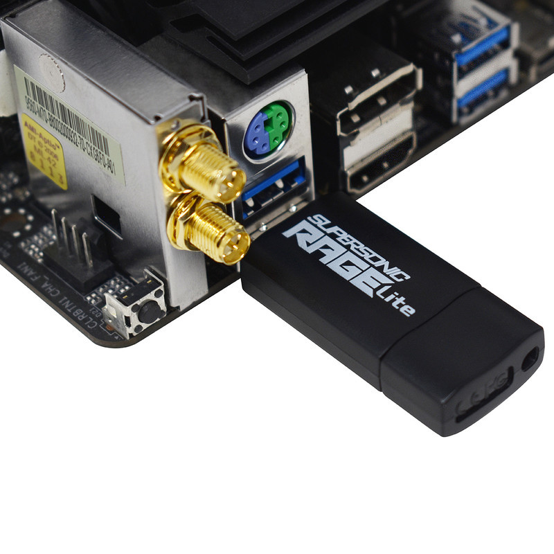 فلش مموری پتریوت مدل Patriot RAGE LITE ظرفیت 256 گیگابایت USB 3.2 Gen 1 با سرعت خواندن 120 مگابایت بر ثانیه، مقاوم در برابر آب، ضربه، شوک، لرزش و گرد و غبار، طراحی کشویی محافظ پورت