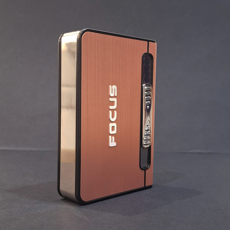 جعبه سیگار فوکوس مدل فندک دار کد 945