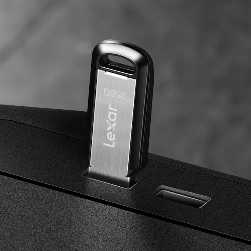 فلش مموری لکسار مدل M400 ظرفیت 256 گیگابایت با رابط USB 3.0