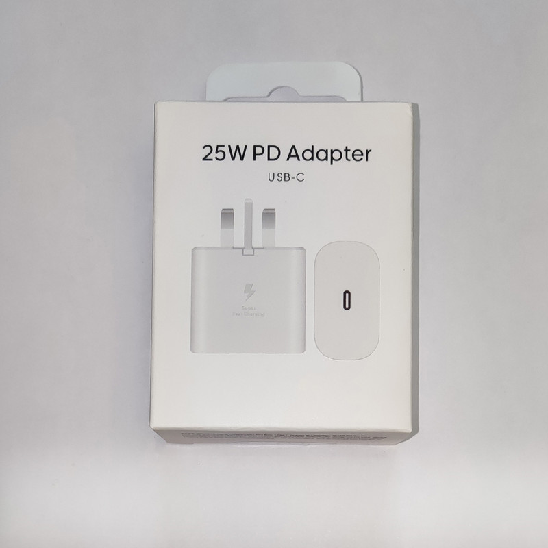شارژر دیواری 25 وات مدل EP-TA-800