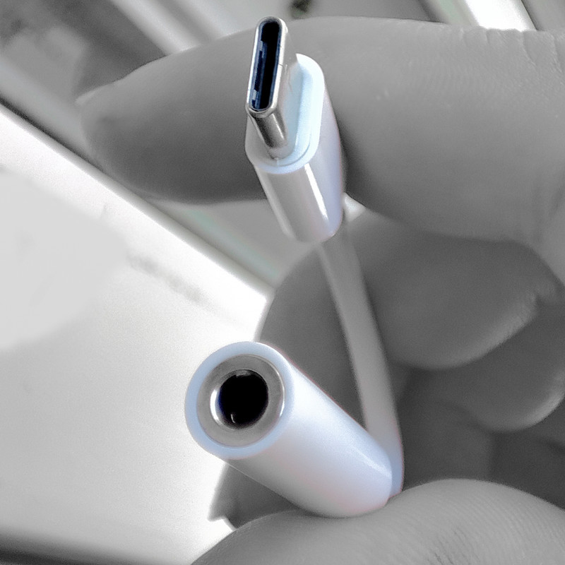 کابل تبدیل USB-C به AUX مدل SUN