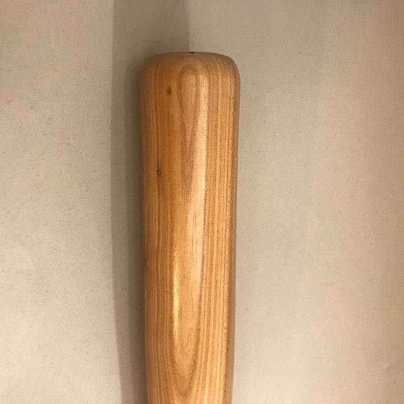 چوب بیسبال مدل V1