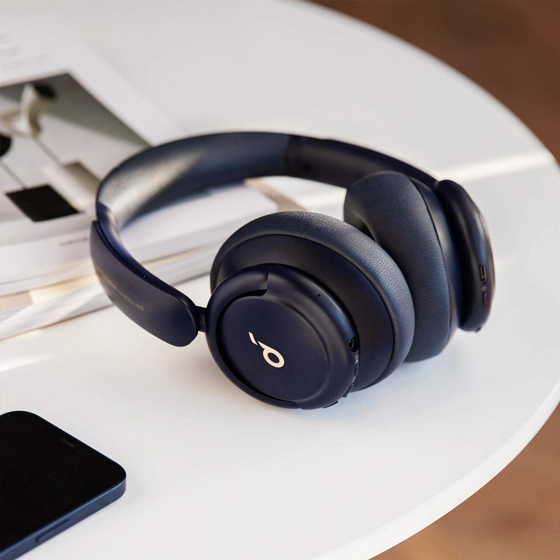 هدفون بلوتوثی انکر مدل SoundCore Life Q30 با نویز کنسلینگ فعال (ANC)، درگاه شارژ USB Type-C، دارای میکروفون دوگانه با حذف نویز، مجهز به فناوری Hi-Res Audio، دارای حالت Transparency برای شنیدن صدای محیط