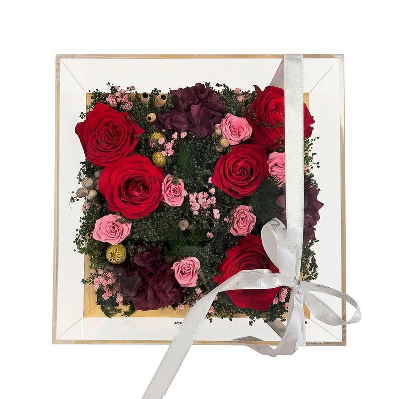 گل جاودان روبینا رز هلندی 5 شاخه رومیزی در باکس سوپرایزی، مناسب فضای باز و آپارتمانی، ماندگاری تا 3 سال، ابعاد 22×22×15 سانتی‌متر