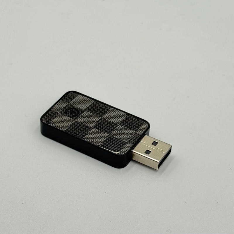 کارپلی و اندروید اتو مدل Wireless CarPlayAndroid Auto به همراه مبدل USB به USB-C و کابل افزایش طول USB