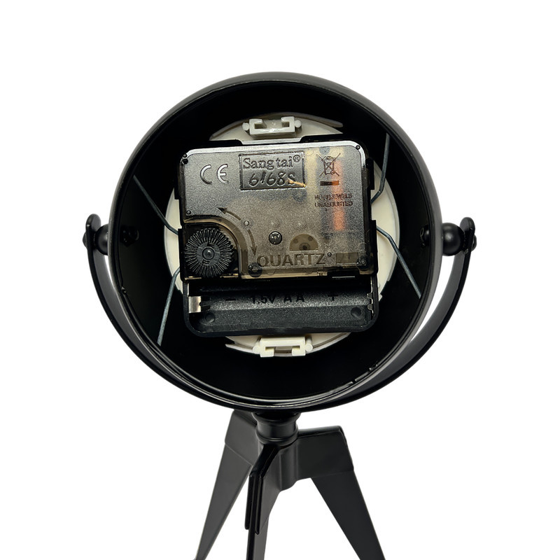 ساعت رومیزی طرح ایستاده مدل N1904