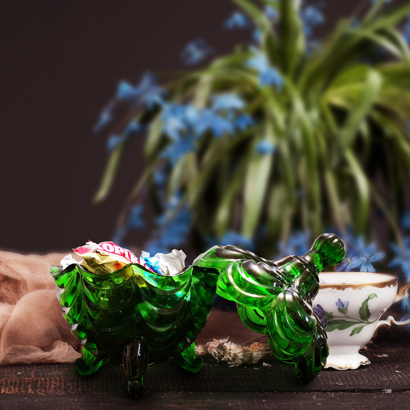 شکلات خوری مدل رویال کد DG_1