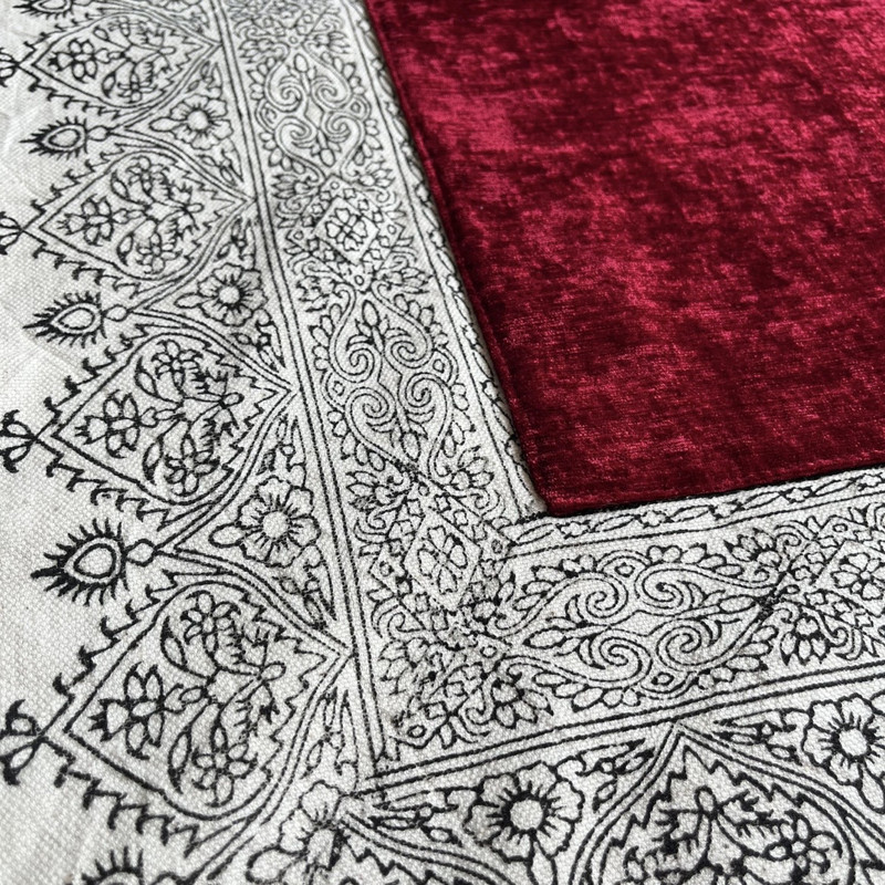 رومیزی قلمکار مدل مخمل اصفهان