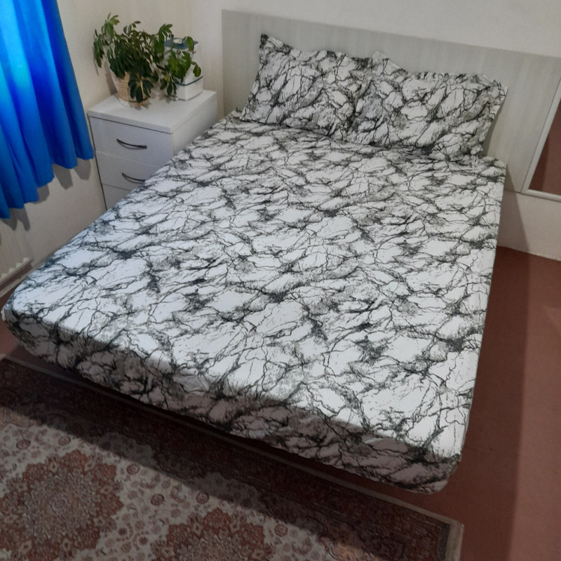 سرویس ملحفه مدل کشدوز niki05.25 طرح ماربل کد 160  دو نفره سه تکه