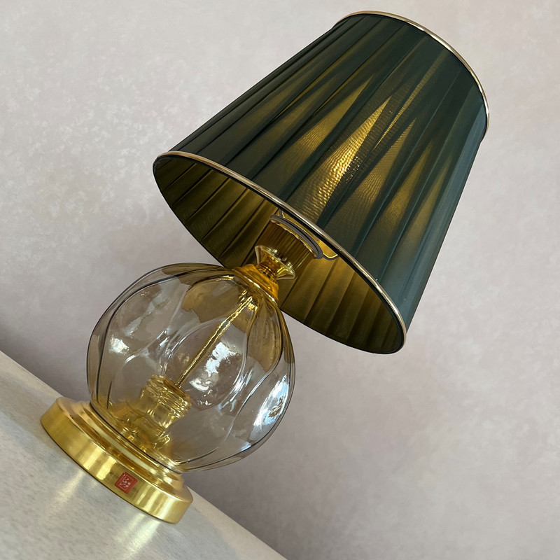 آباژور رومیزی نورهام مدل NHM -WORLD GLASS -28