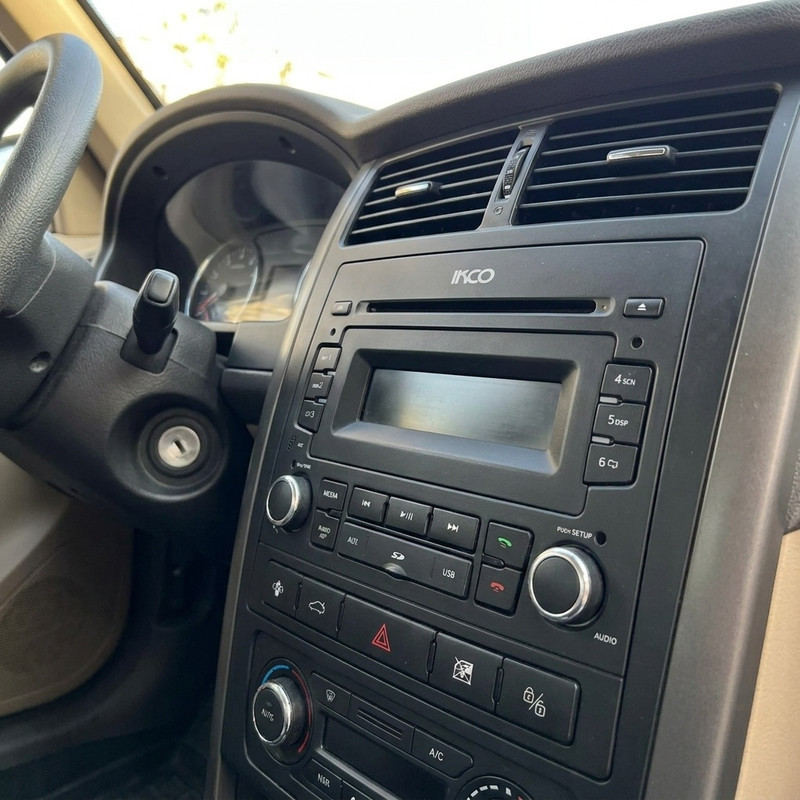 درپوش USB و AUX ضبط خودرو چیکال مدل K-712 مناسب برای پژو پارس