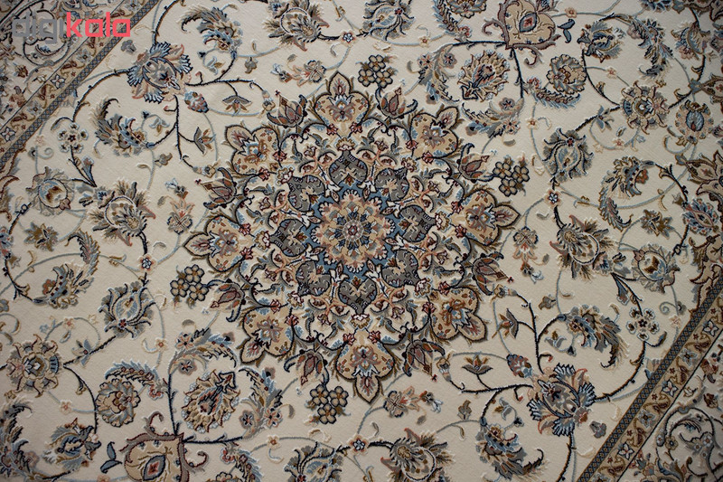 فرش ماشینی فرش رادین طرح نائین حبیبیان زمینه صدفی