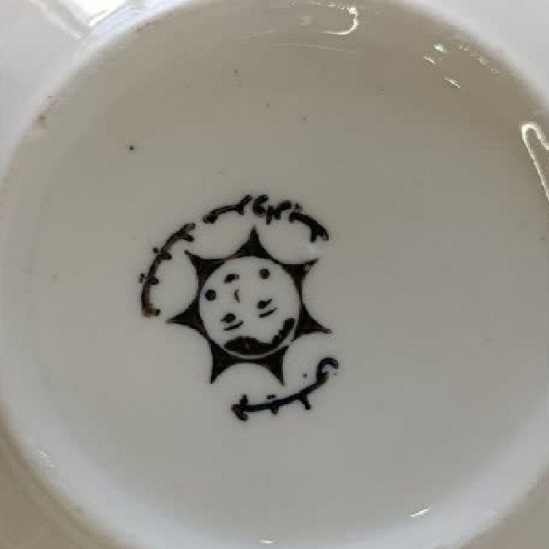 بشقاب میوه چینی میبد مروارید مدل مرغي رنگی کد M