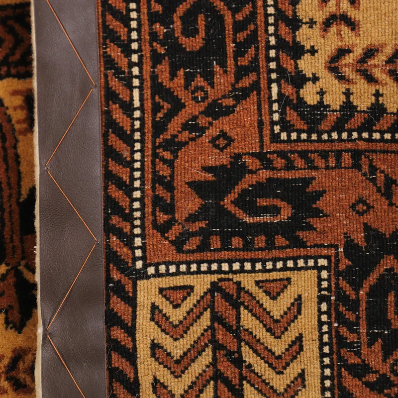 فرش دستباف یک متری طرح بلوچی کد 4030603