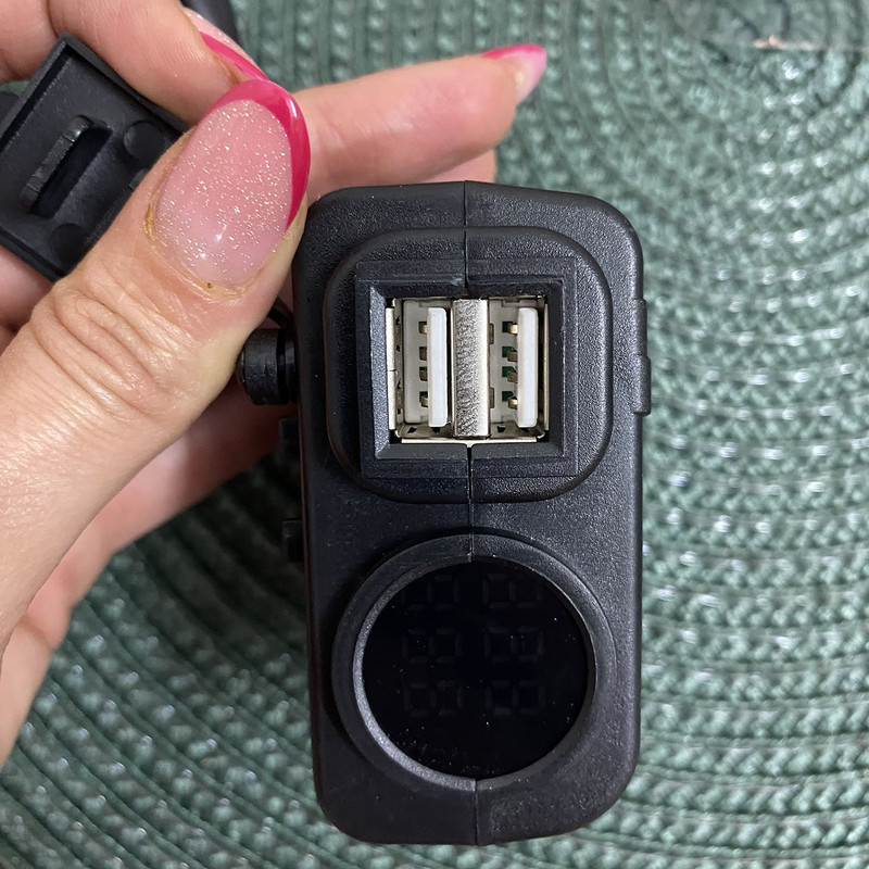 شارژر موبایل موتور سیکلت مدل 100