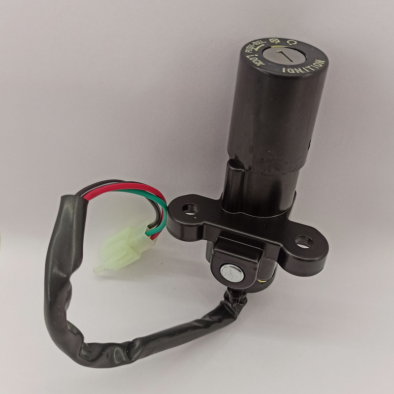 سوییچ موتورسیکلت مدل mrz178 مناسب برای پالس135-180