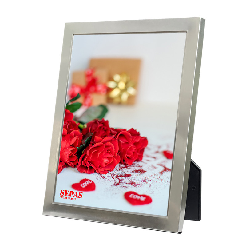 قاب عکس مدل آلومینیوم کد 20x25