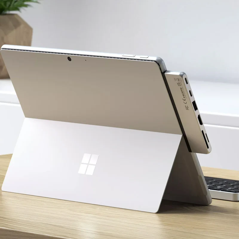 هاب 6 پورت ساتچی مدل DUAL USB-C Surface Pro 9