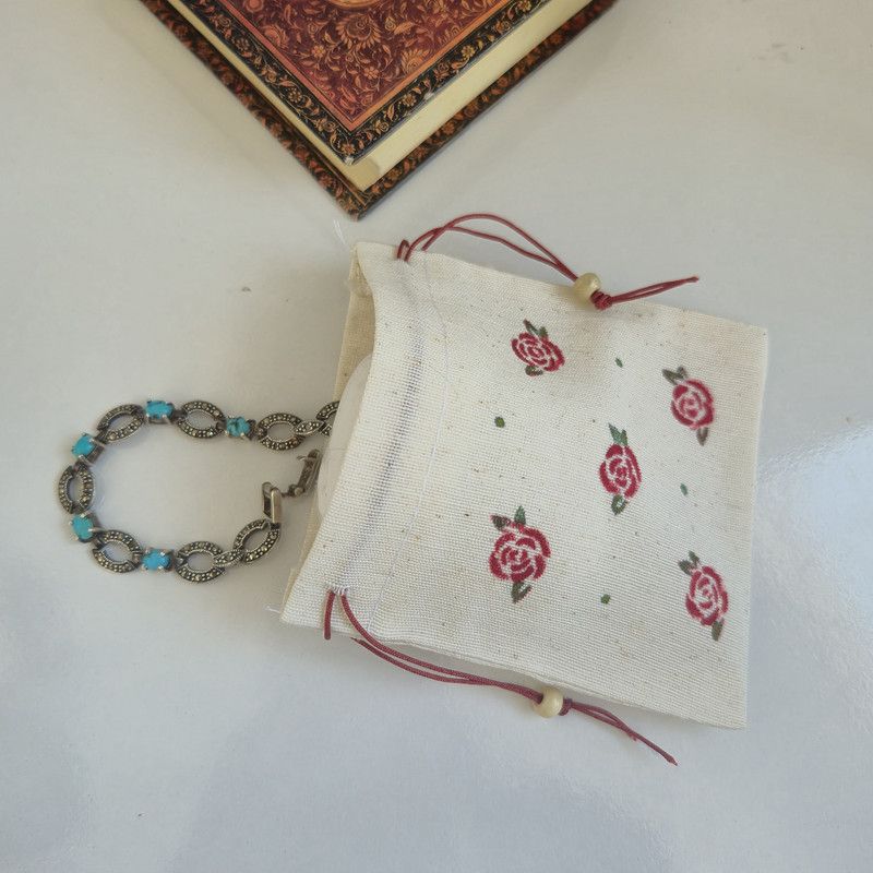 کیسه هدیه مدل نقاشی گل سرخ بسته 3 عددی