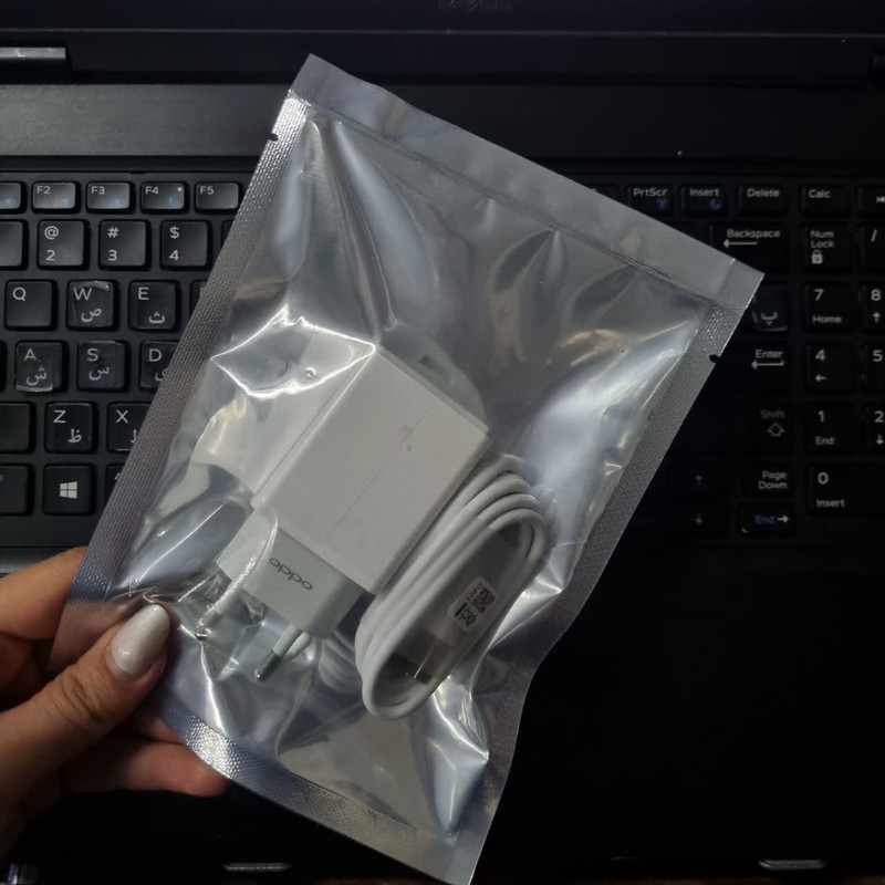 شارژر دیواری 10 وات اوپو مدل AK933YH به همراه کابل USB-C