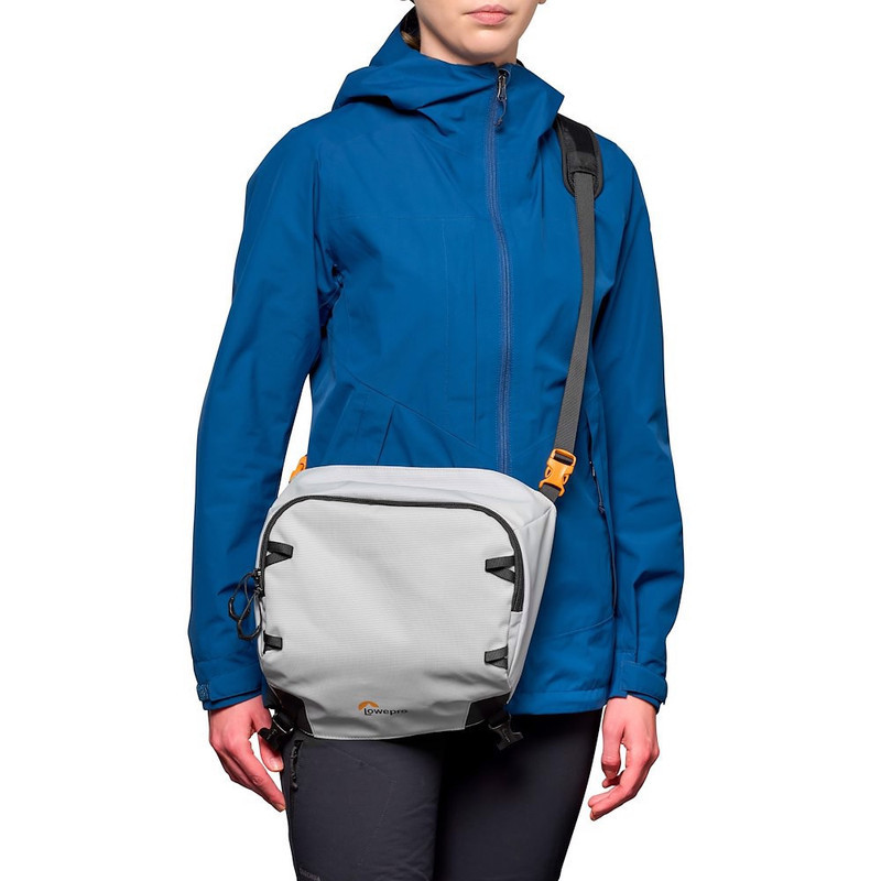 کوله پشتی دوربین لوپرو مدل PhotoSport PRO 70L AW III (M-L)