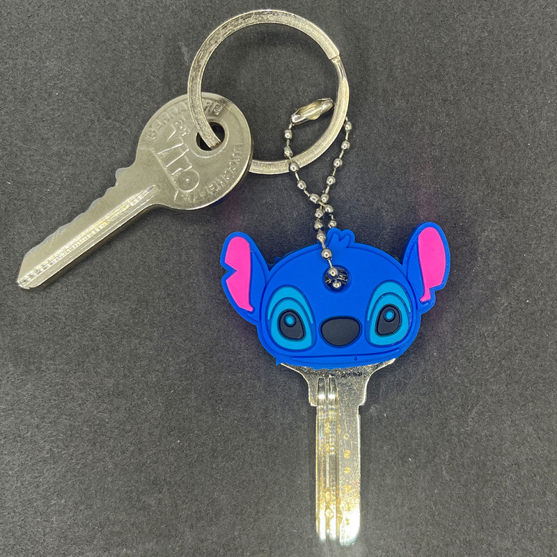 کاور کلید مدل Stitch A01 به همراه آویز